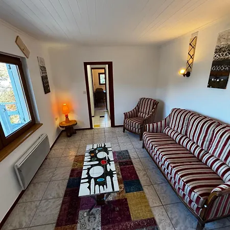 Tunnel House Ferienhaus