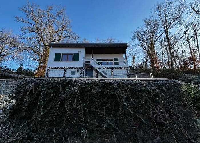 Tunnel House 度假居 *
